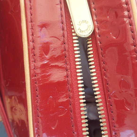 LOUIS VUITTON Summit Drive Bag & Wallet Set - Picture 15 of 16